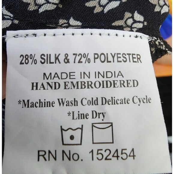 Love Kyla Silk Lightweight Embroidered Dress Boho Size Small Flowy - Picture 8 of 8